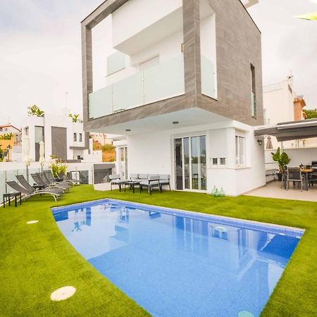 Villa Antonio Pulga Нерха Екстер'єр фото